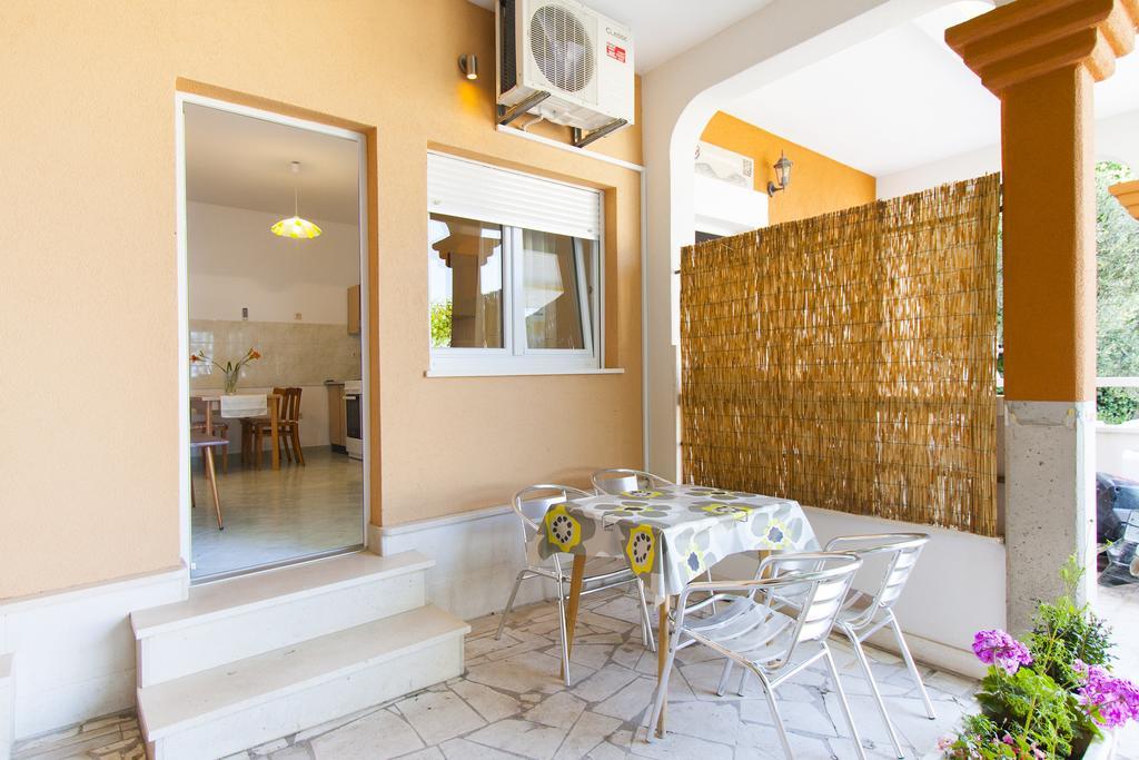 Apartment Mikulic Дуче Экстерьер фото